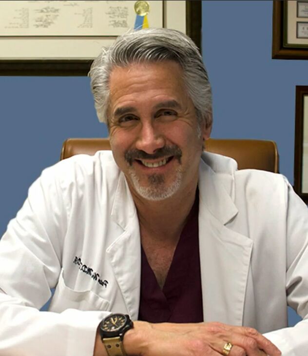 Médico Cosmetologista Carlos Pereira Pessegueiro